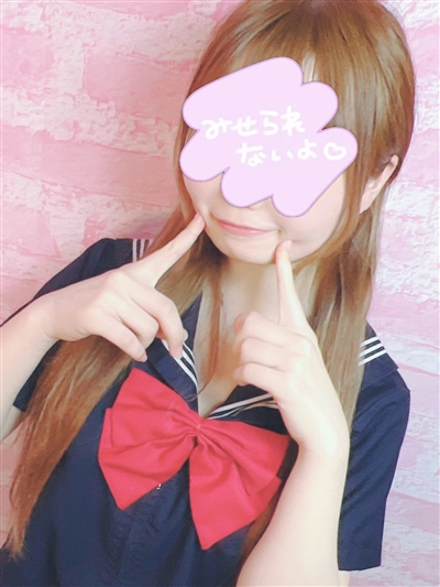 q̃sT@AX